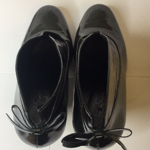 GUC Jessica Simpson Olive Patent Ankle Booties,10M - Picture 3 of 15